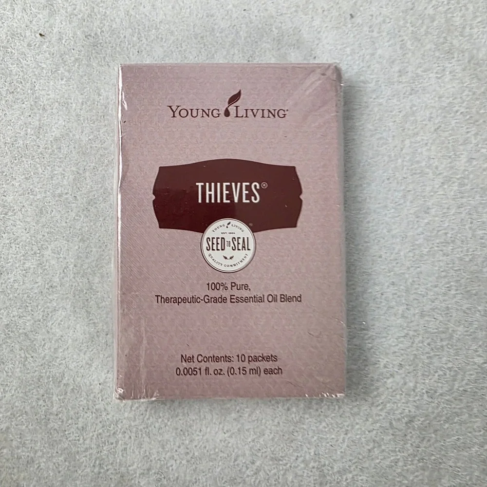 Young Living Thieves Essential Oil Blend 10 Packets 0.15ml Each Pure Therapeutic